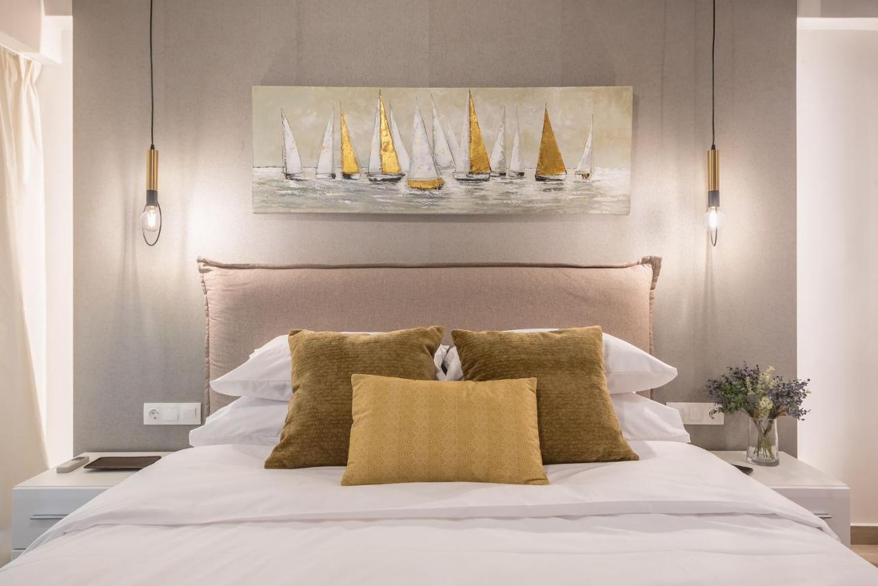 Beautiful & Renovated Aprtm In Piraeus Lejlighed Eksteriør billede